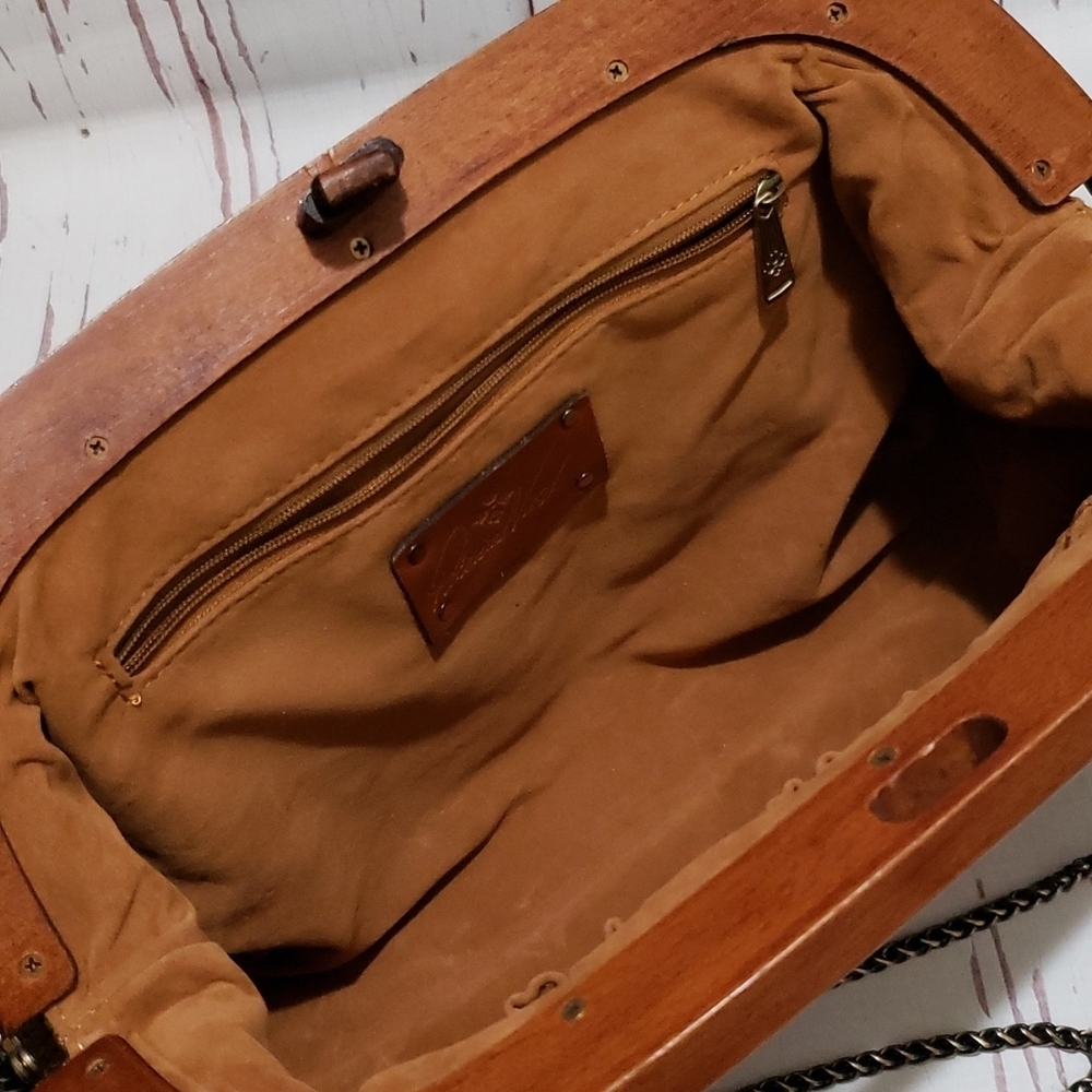 Patricia Nash woven and wood chain crossbody bag - Picture 8 of 8